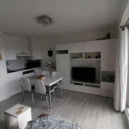 Studio 2 Ou 4 Personnes Avec Balcon Vue Mer Нёфшатель-Ардло